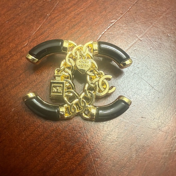 New Upcycled Chanel Black and Gold Women's Brooch 1”h 1.5”w - Picture 2 of 3